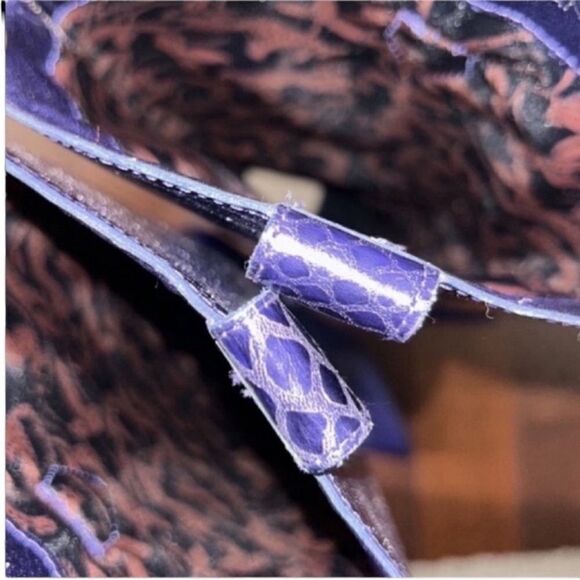 Antonio Melani Metallic Lavender Snake
Print Leather Western Tall Boots(Size 6M) - Picture 14 of 14